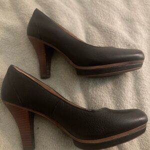 New, black high heels Hush Puppies bounce size 11 wide